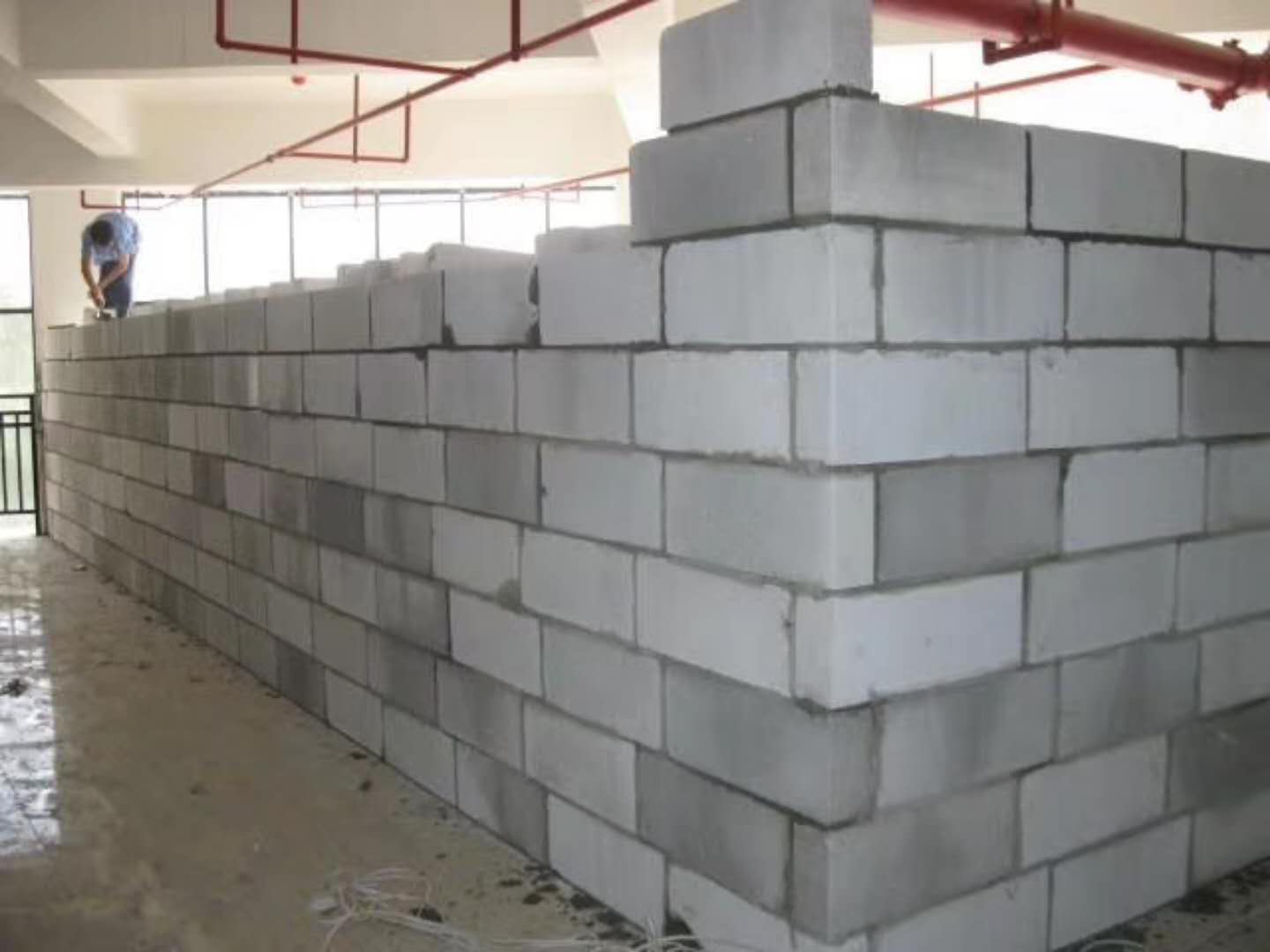 大田蒸压加气混凝土砌块承重墙静力和抗震性能的研究